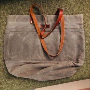 North End Bag Company Beach Tote in Charcoal